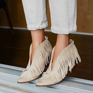 MATISSE LAMBERT FRINGE BOOTIE